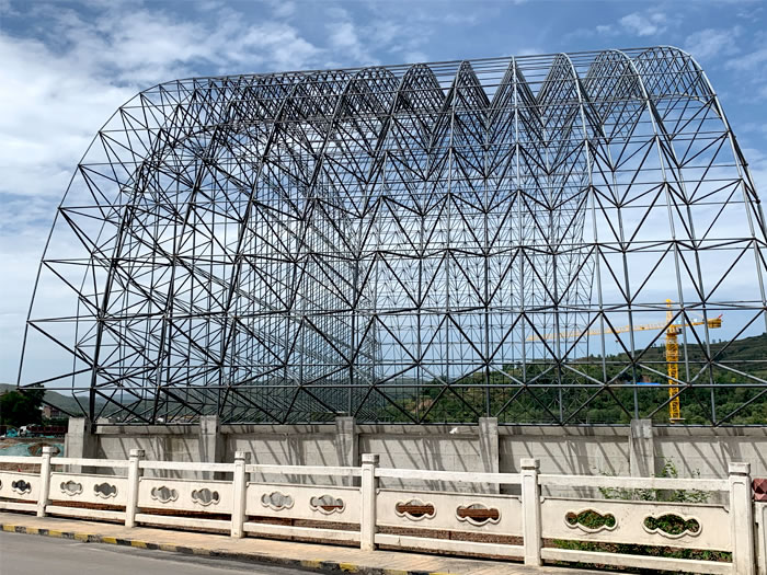 信阳山寨矿储煤棚网架